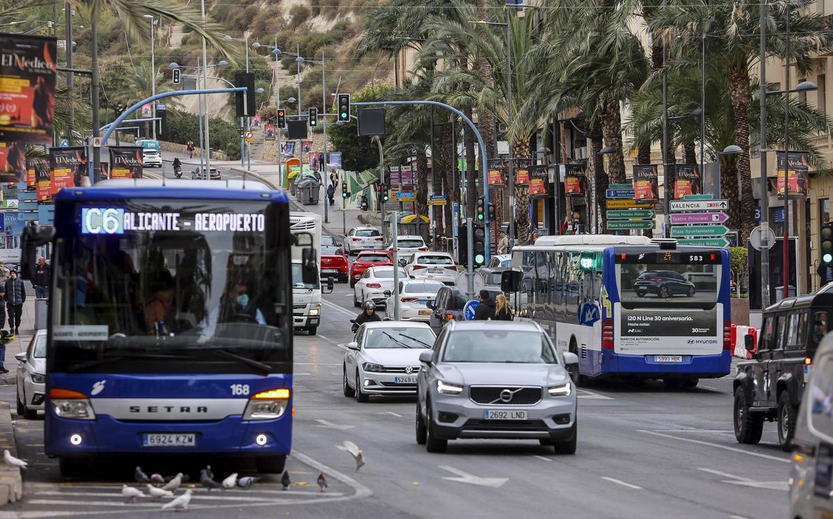 La línea C6 que conecta Alicante con el aeropuerto sería una de las incluidas en la bonificación.