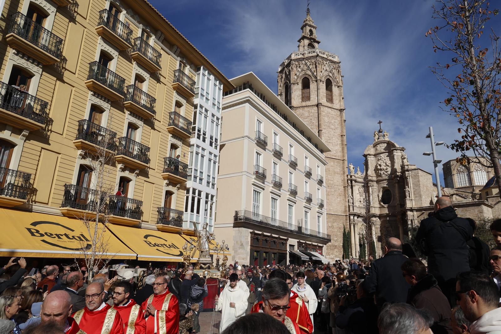 València celebra San Vicente Mártir con la Misa en la Catedral