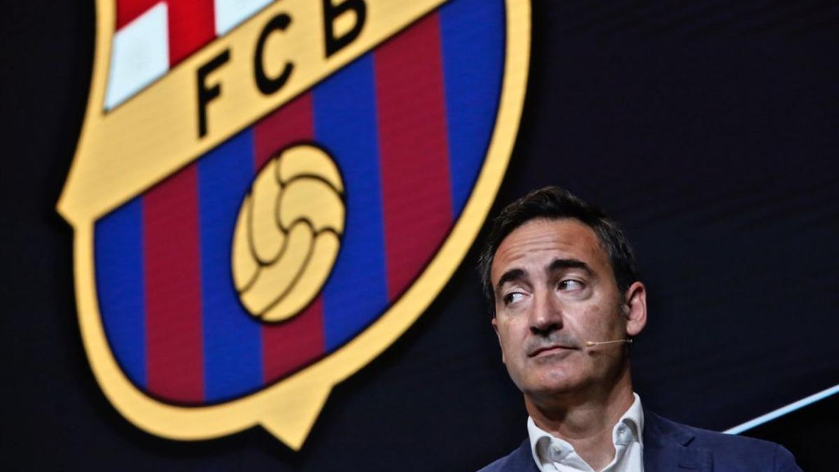 Reverter, el CEO del Barça, en la exposición de la due diligence en el Auditori 1899 del Camp Nou.