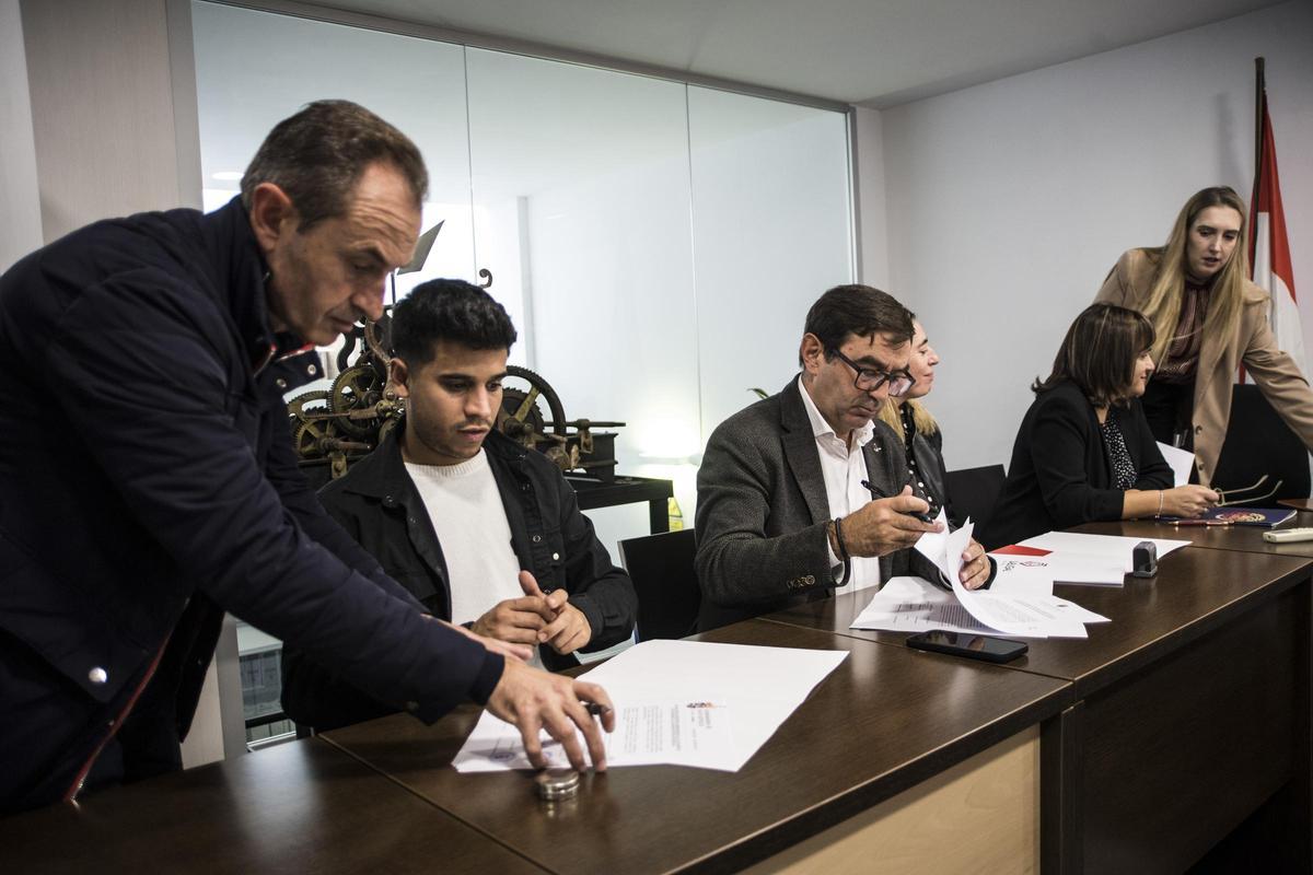 Así fue el acto de reconocimiento de fronteras entre municipios de España y Portugal Así fue el acto de reconocimiento de fronteras entre municipios de España y Portugal