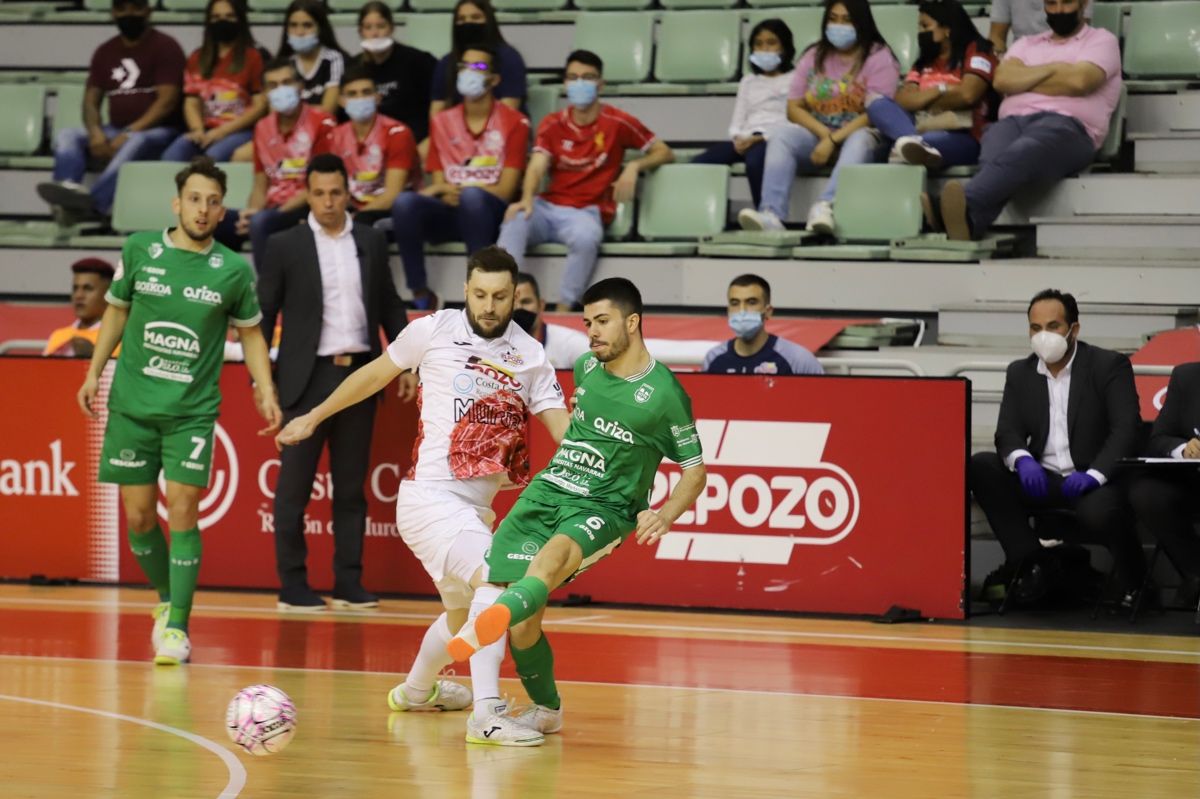 Un ElPozo errático vuelve a perder puntos en los últimos minutos (3-3)