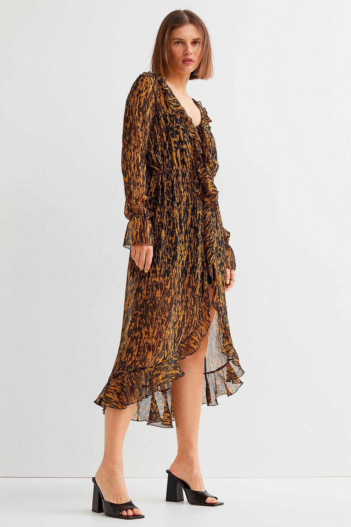 Vestido estampado con volantes, de H&M