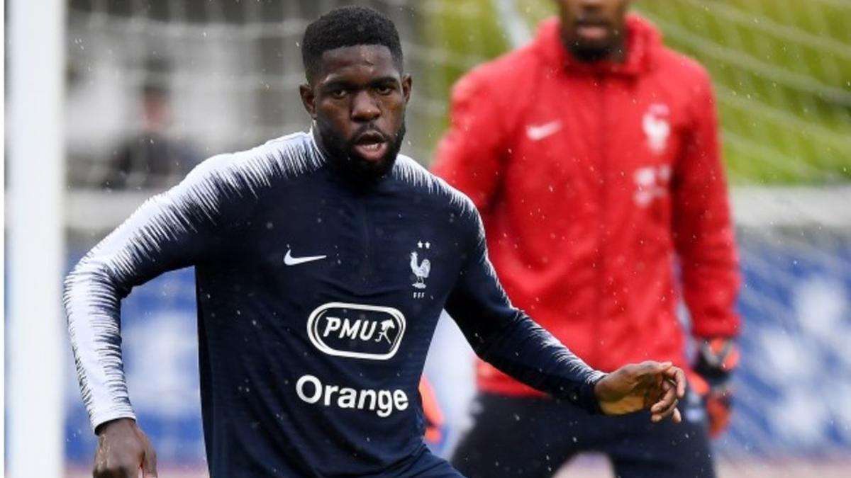 Umtiti, en un entrenamiento de la selección francesa.