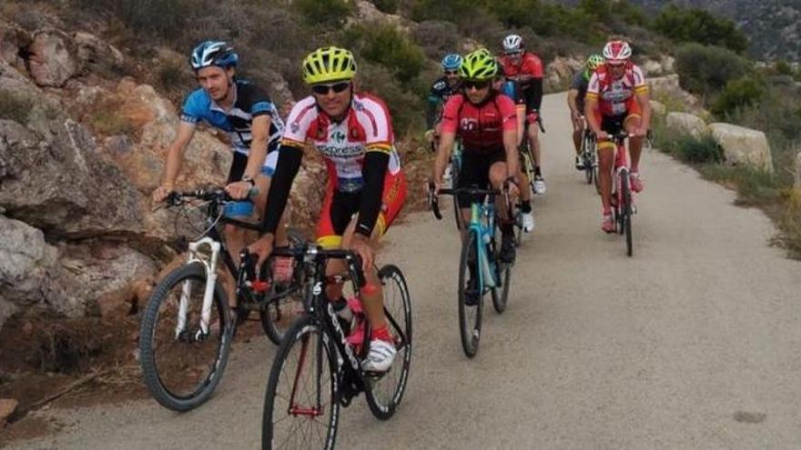 Completa un doble Everesting en el castillo de Galeras