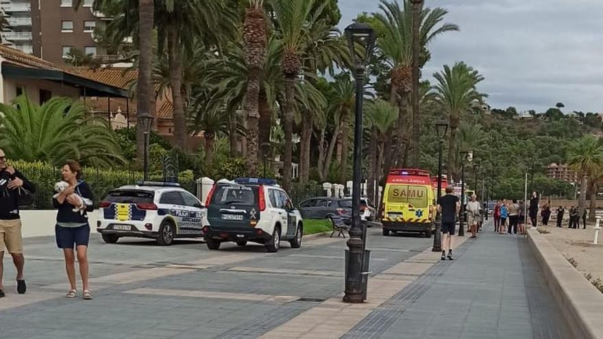 Un inglés de 70 años muere a causa de un infarto en la playa de la Almadrava de Benicàssim