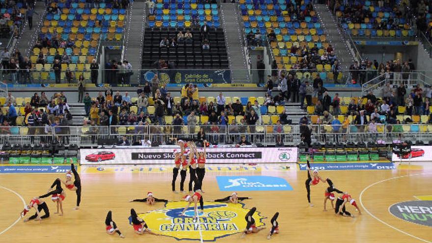 El Elegua, partícipe en la fiesta del Gran Canaria Arena