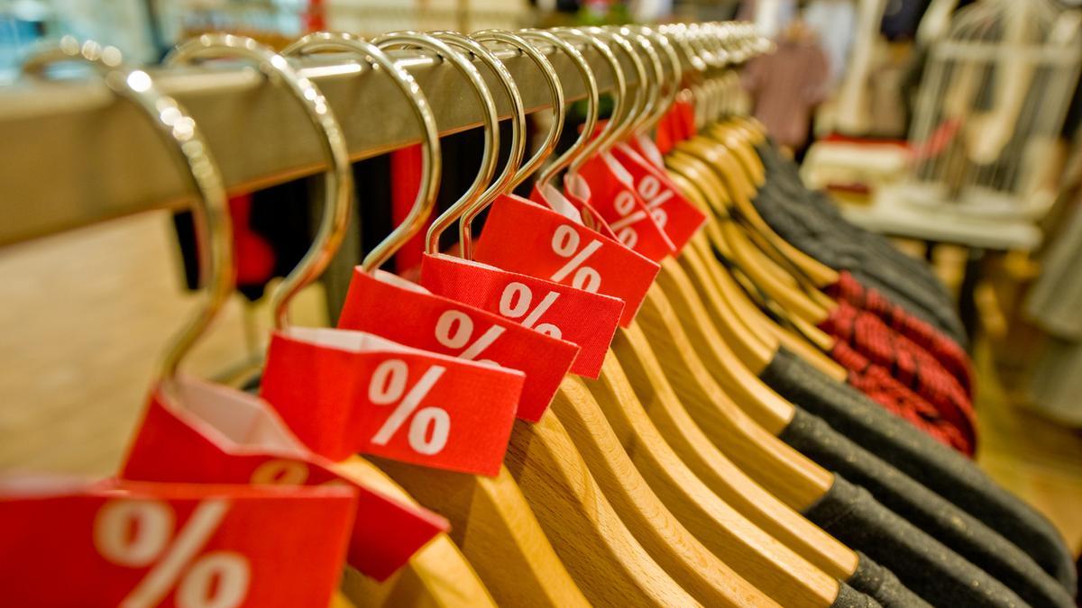 Cuándo reponen ropa en Zara? Trucos para convertir tu compra en un