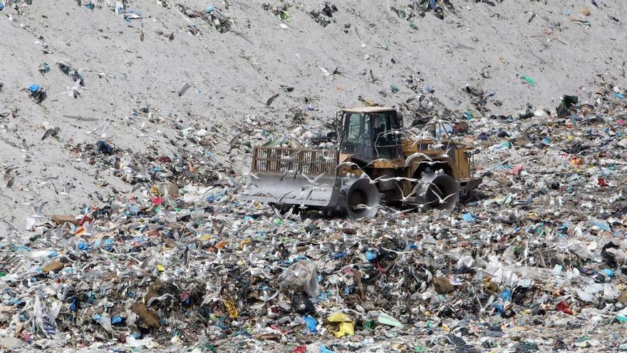 Galicia dispara un 32 por ciento en un año la basura que manda a vertedero