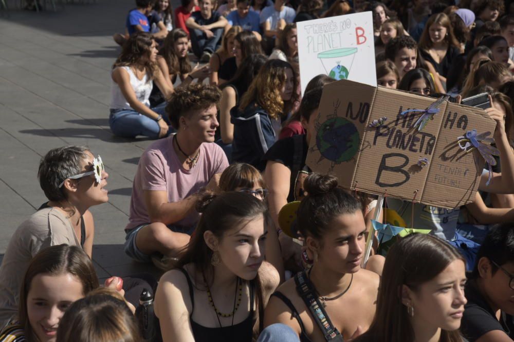 Manifestació d'estudiants a Manresa per la crisi climàtica