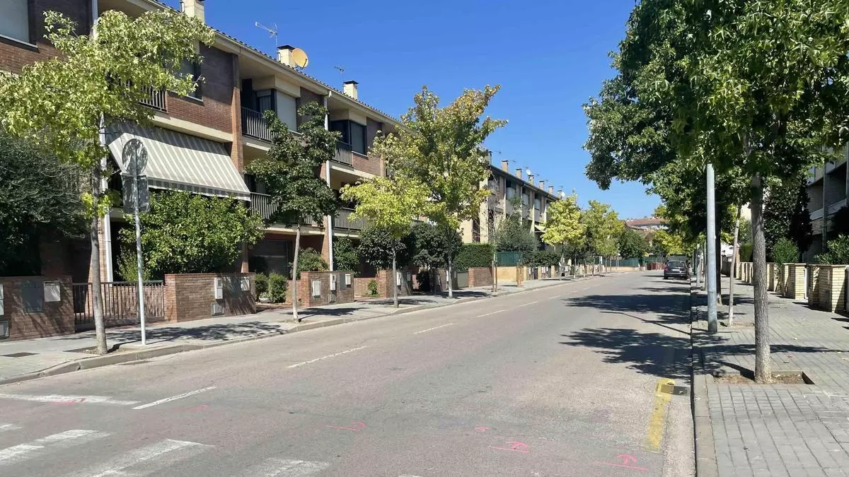 Banyoles millora el paviment de 18 vies municipals
