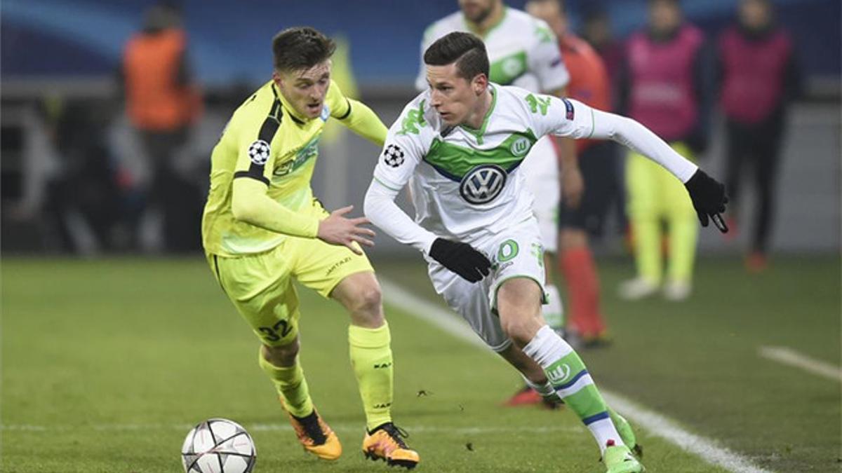 Draxler marcó los dos primeros goles del Wolfsburgo
