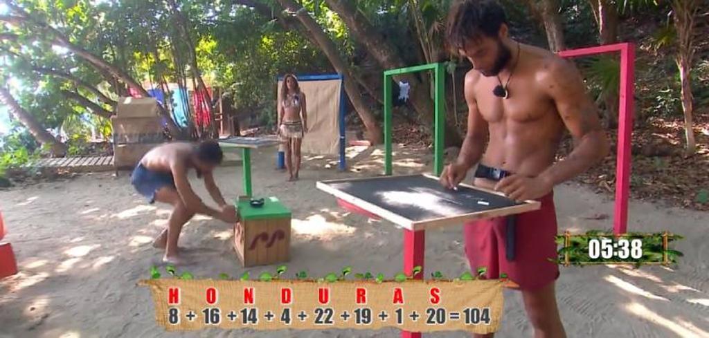 Montoya durante la prueba en la que ha hecho trampas