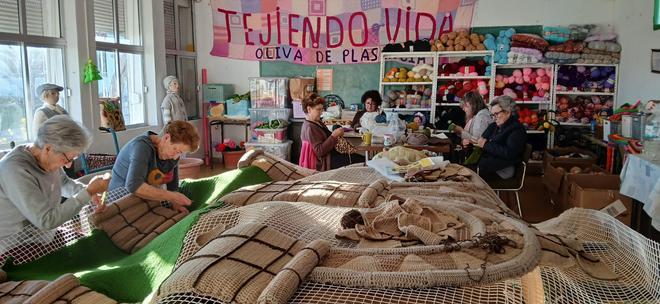 Asociación de Mujeres de Oliva de Plasencia, diez años tejiendo vida