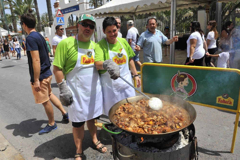 Arroz con costra gigante en Elche