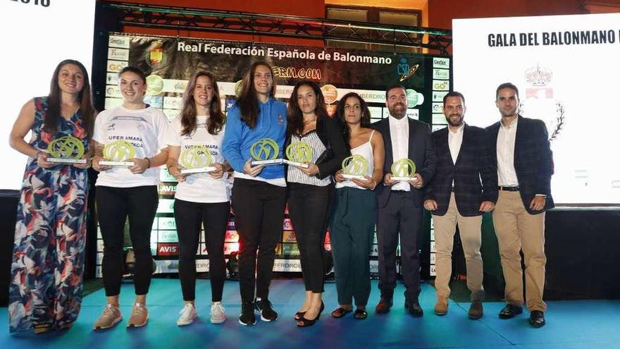 Soledad López, Maitane Etxeberria, Silvia Arderius, Renata Lais, Marizza Faria, Elena Cuadrado, Robert Cuesta, David Monjo y Miguel Soria.