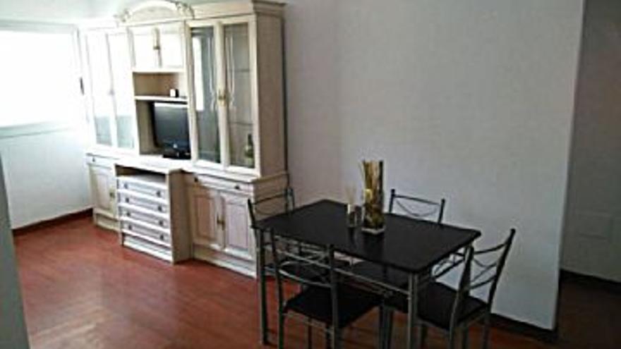 830 € Alquiler de piso en Arona 70 m2, 2 habitaciones, 1 baño, 12 €/m2, 1 Planta...