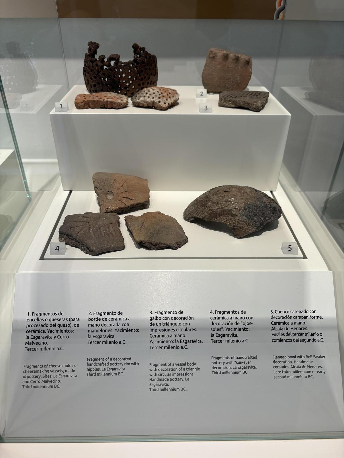 Estas son las piezas con más antigüedad del museo, de la época del Calcolítico (2.800 antes de Cristo).