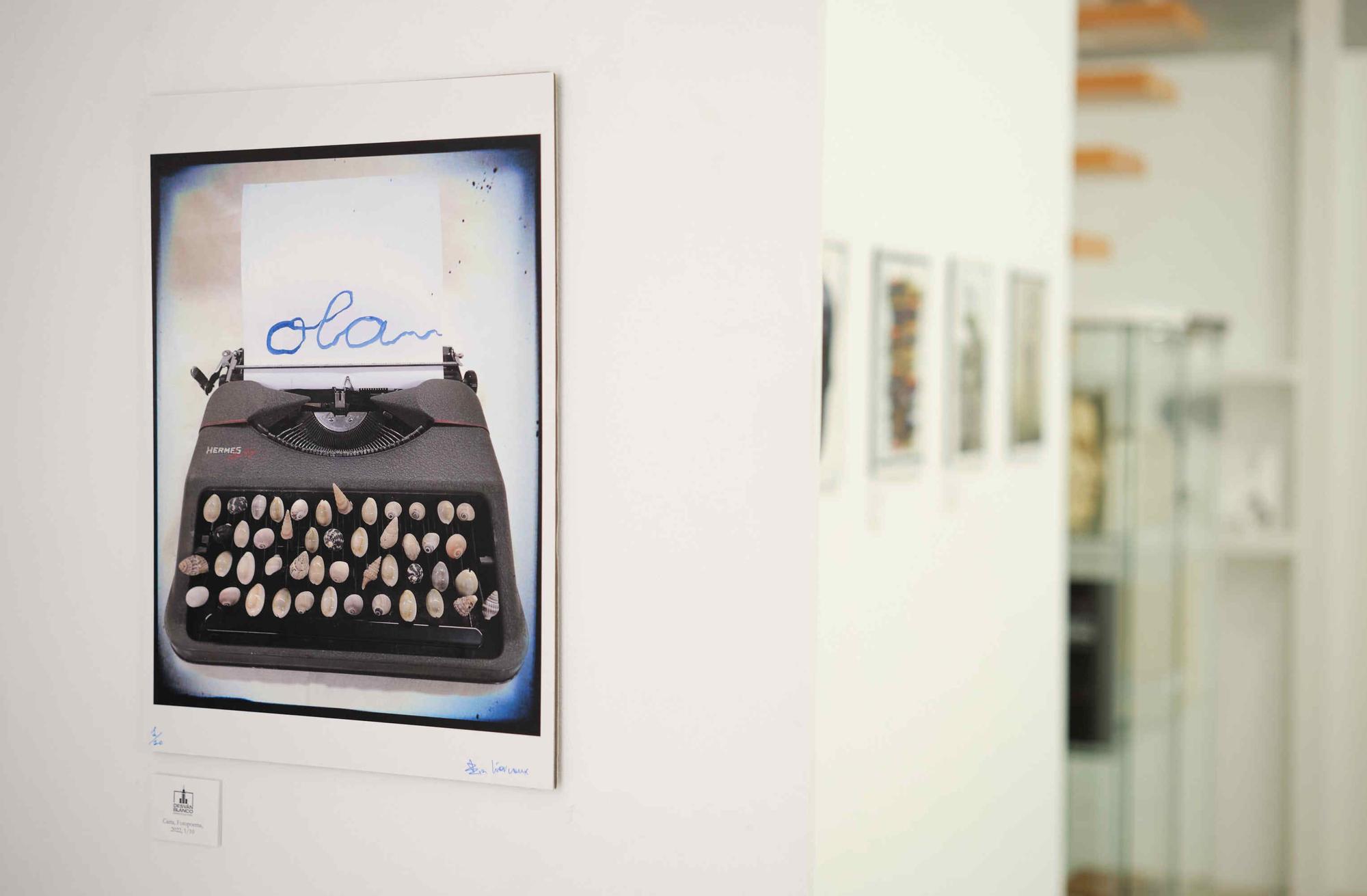 Fotografías de la exposición 'La mirada encontrada' de Valido y Hiernaux en Desván Blanco