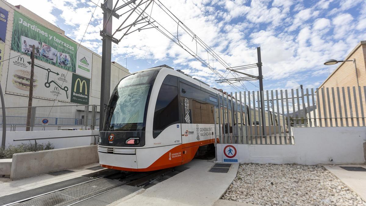 Una de las nuevas actuaciones que se propone es en el tramo del TRAM entre La Vila y Benidorm.