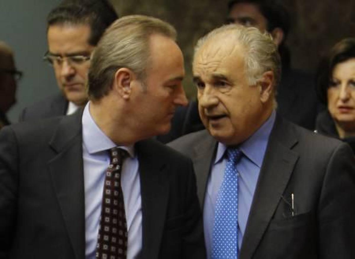 Fabra y Blasco, en un pleno de 2012, antes de que el exportavoz dejara la bancada popular.