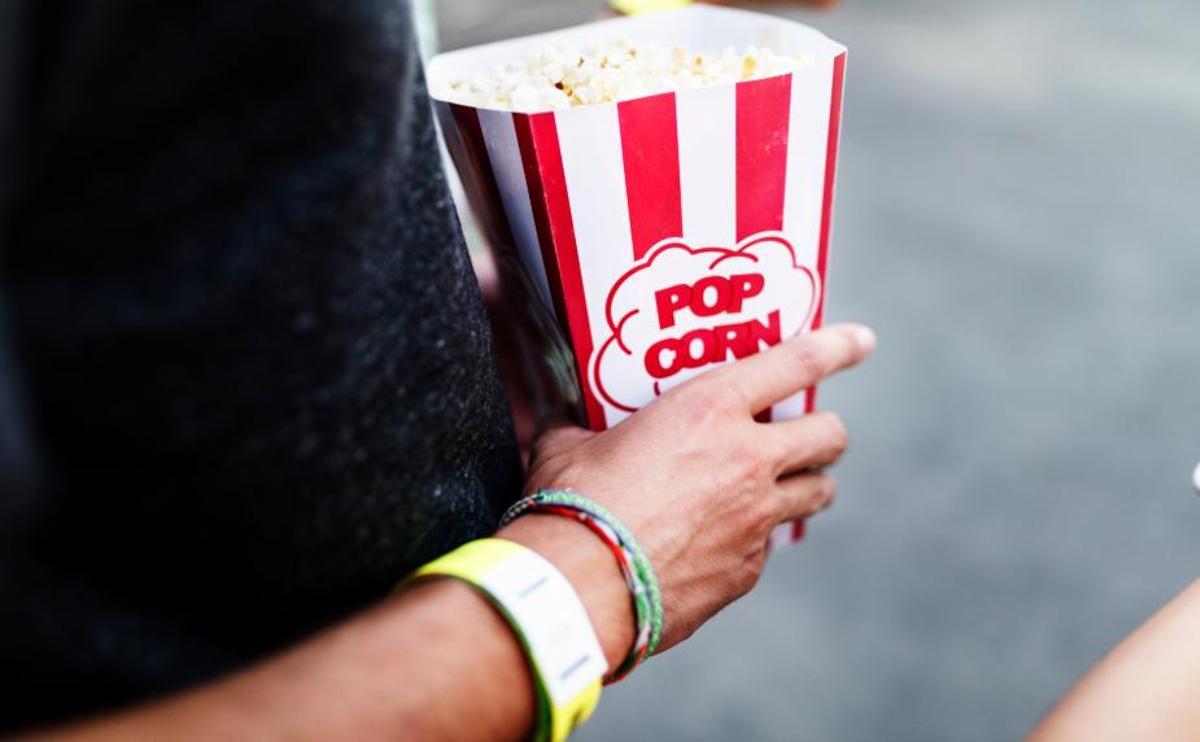 Palomitas en su cartón