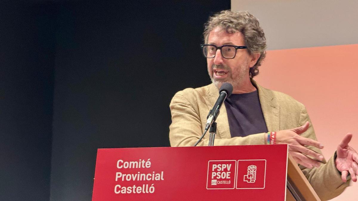 El secretario de Organización del PSPV, Vicent Mascarell, en un acto.