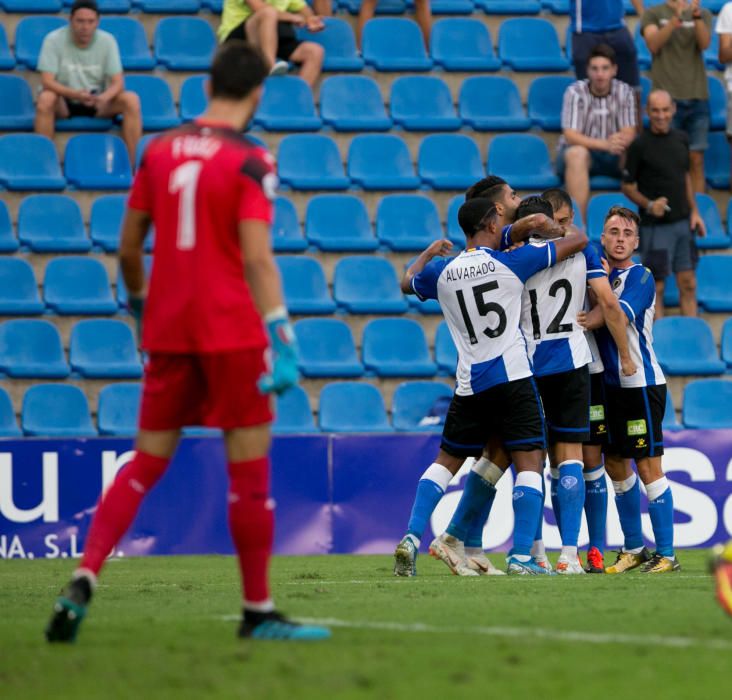 El Hércules genera dudas en su puesta de largo en el Rico Pérez al verse superado por el Villarreal B