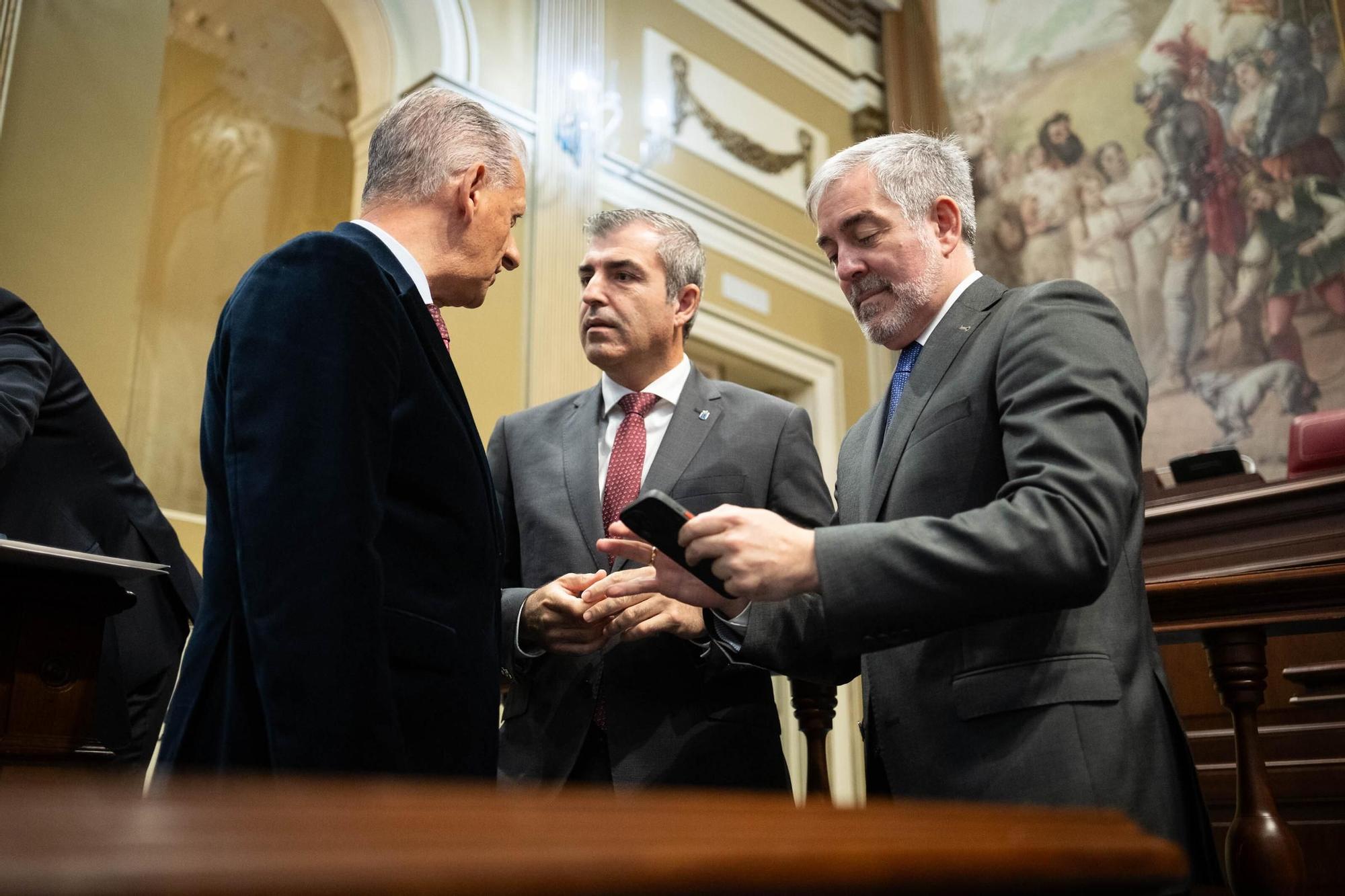 Pleno del Parlamento de Canarias