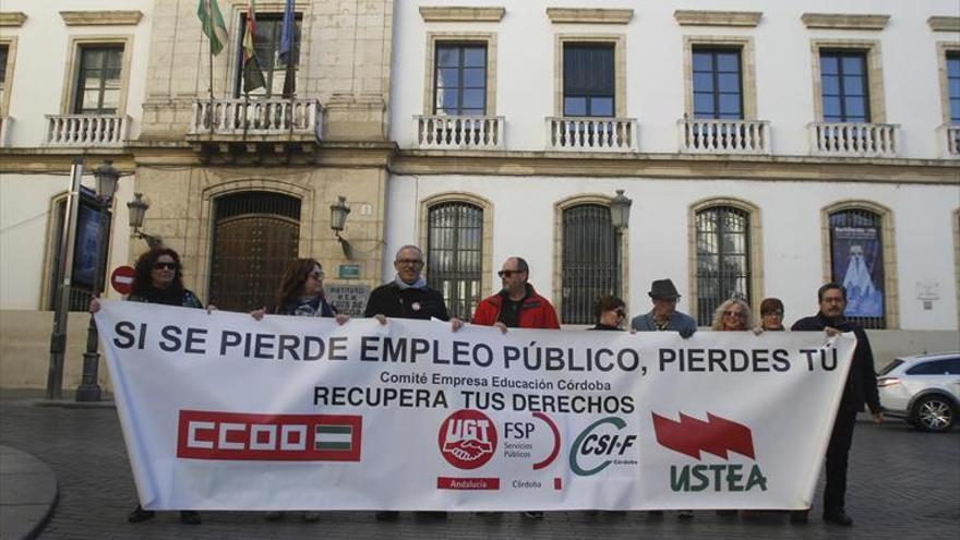 Exigen que se cubran las vacantes del personal laboral de Educación