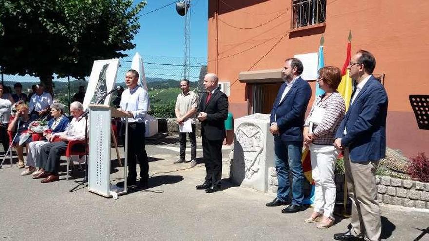 La pieza fue realizada por la Escuela de Cantería de la Diputación.