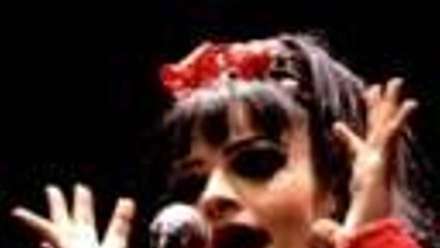 Nina Hagen: LA CANTANTE E ICONO DEL PUNK, BAUTIZADA A LOS 54 AÑOS