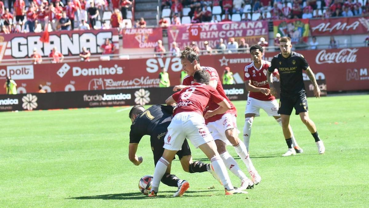 Jugada del Real Murcia-Castellón