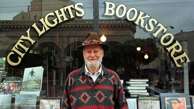 Muere Lawrence Ferlinghetti, el último beat