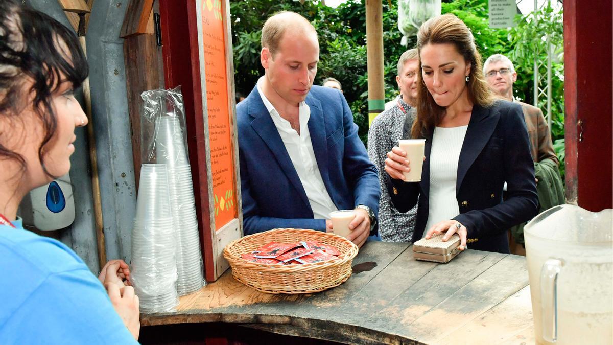 Kate Middleton junto al Príncipe Guillermo en Cornualles