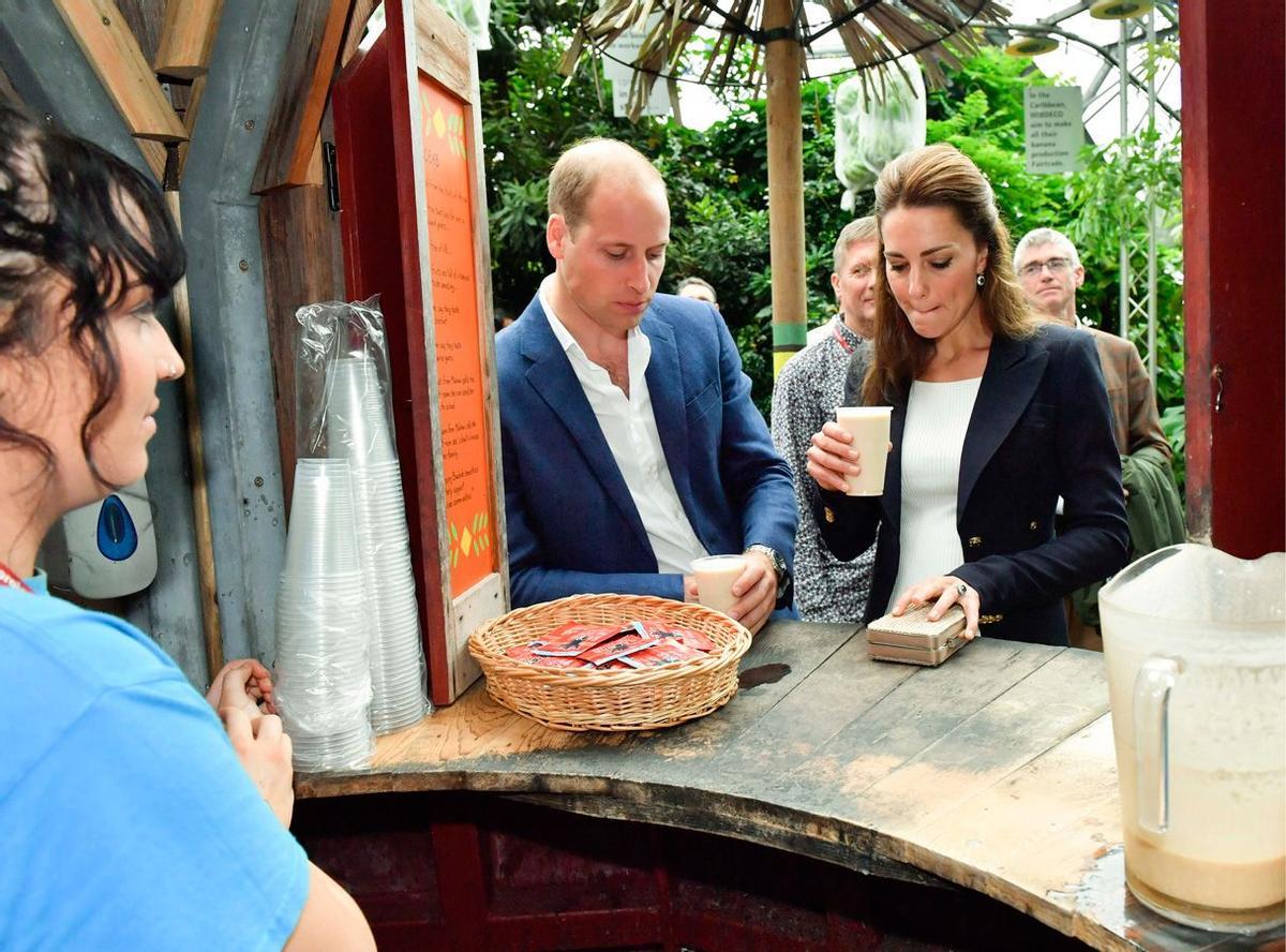 Kate Middleton junto al Príncipe Guillermo en Cornualles