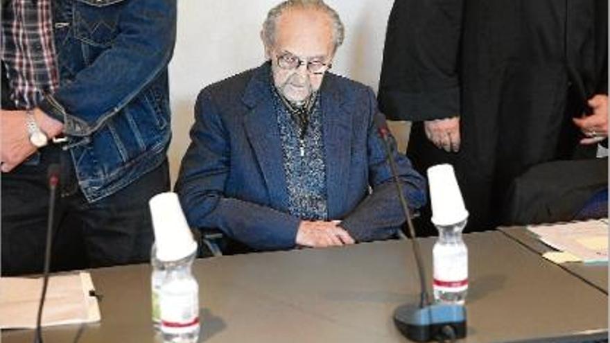 Processen un ancià de 95 anys per crims a Auschwitz