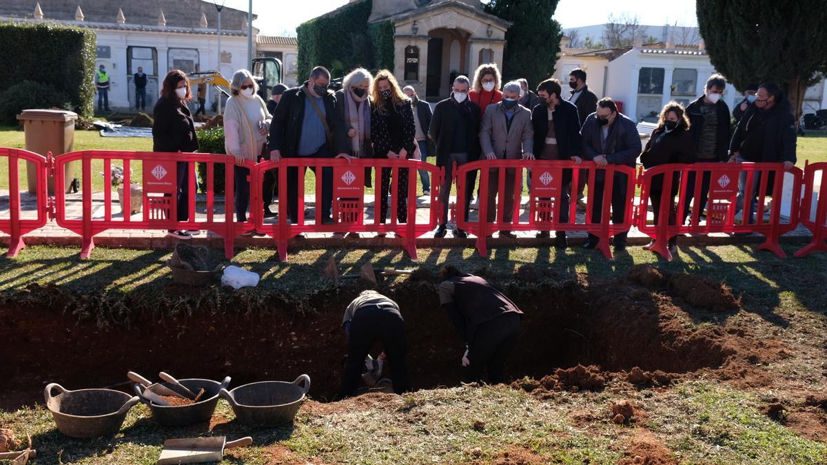 Ascienden a 35 las víctimas del franquismo identificadas en fosas de Baleares