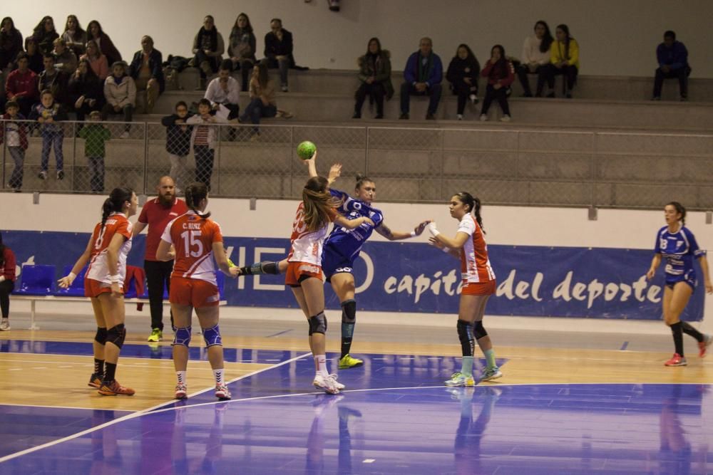 Balonmano femenino: Oviedo 26 - 28 Gijón
