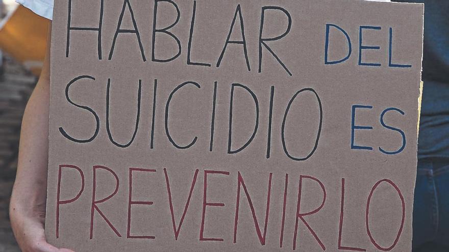 Canarias, en el podio nacional de número de suicidios