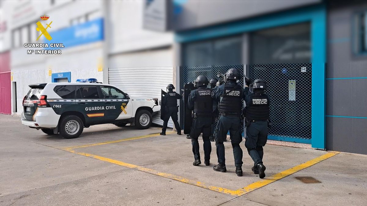 Momento de la entrada en la nave.