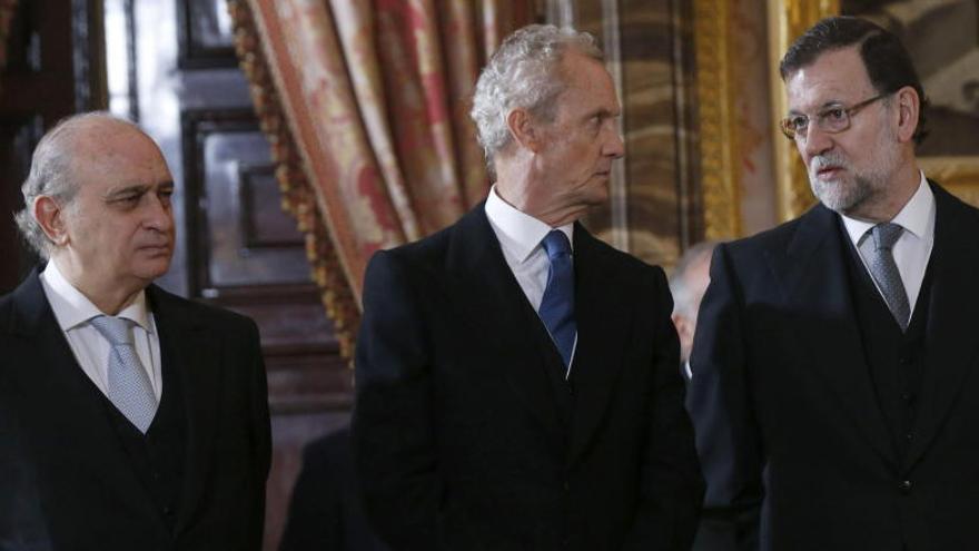 Morenés junto a Rajoy y Fernández Díaz.