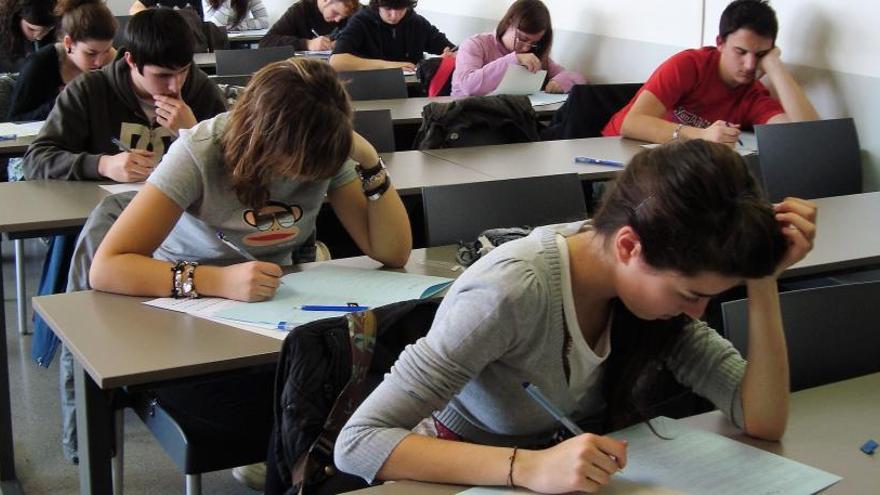 Les Proves Cangur porten prop de 650 estudiants a competir a la UPC de Manresa