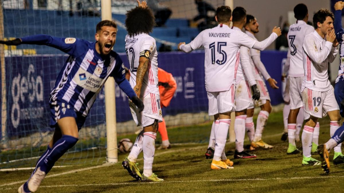 Alcoyano - Real Madrid: El Alcoyano hace historia y elimina al Madrid de la Copa del Rey (2-1)