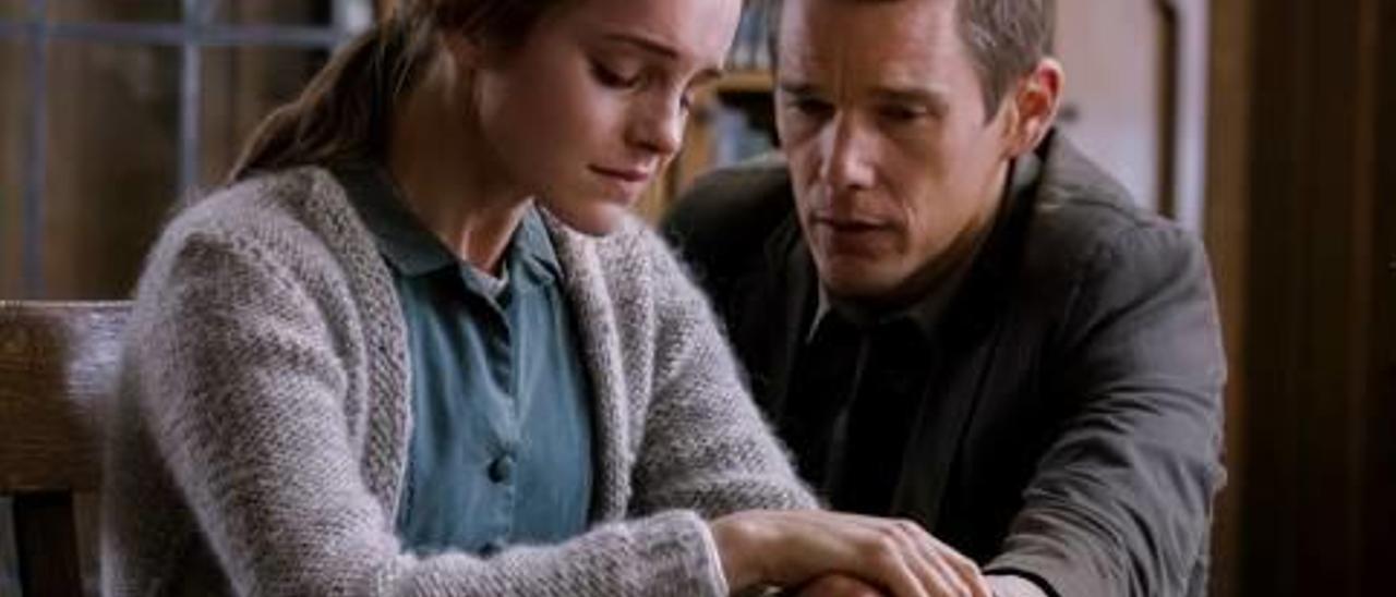 Emma Watson y Ethan Hawke protagonizan el esperado regreso de Alejandro Amenábar.