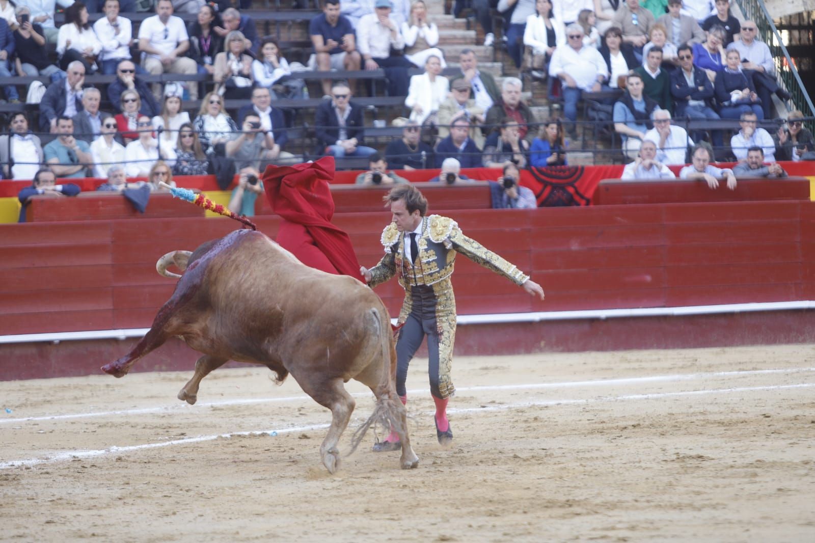 Así ha sido la primera corrida de toros de la Feria de Fallas