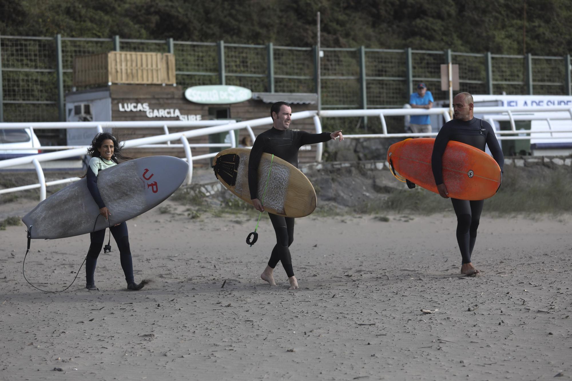 Surf para todas las edades en Los Quebrantos