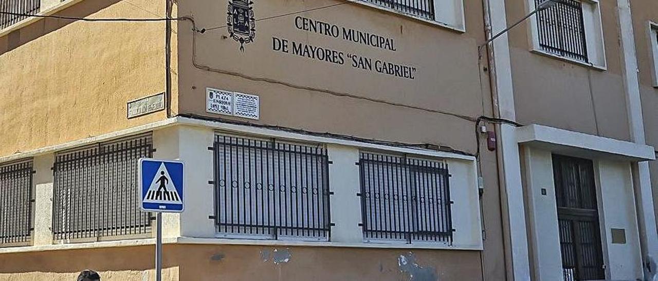Imagen del centro de mayores de San Gabriel. | HÉCTOR FUENTES