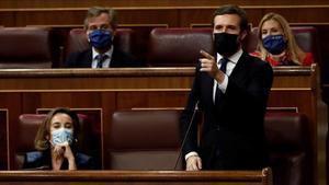 El líder del PP, Pablo Casado, durante la sesión de control en el Congreso.