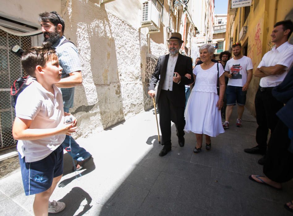 Homenaje a Altamira por el centro de Alicante