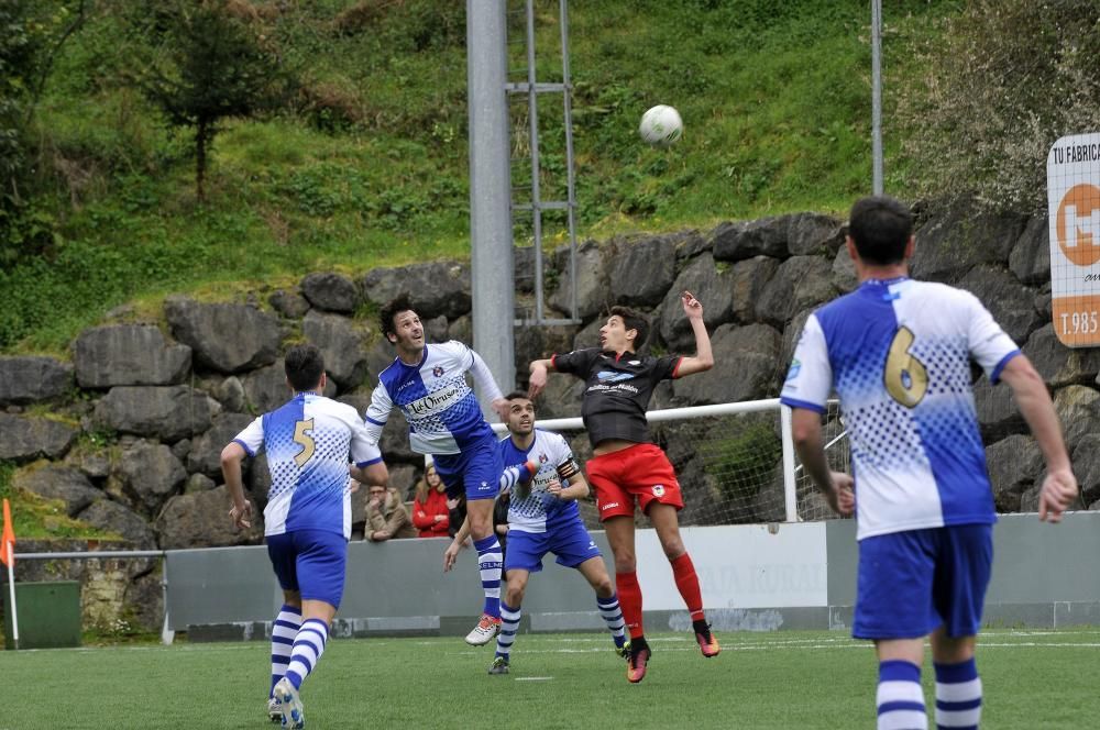 El partido entre el Tuilla y el Langreo, en imágenes